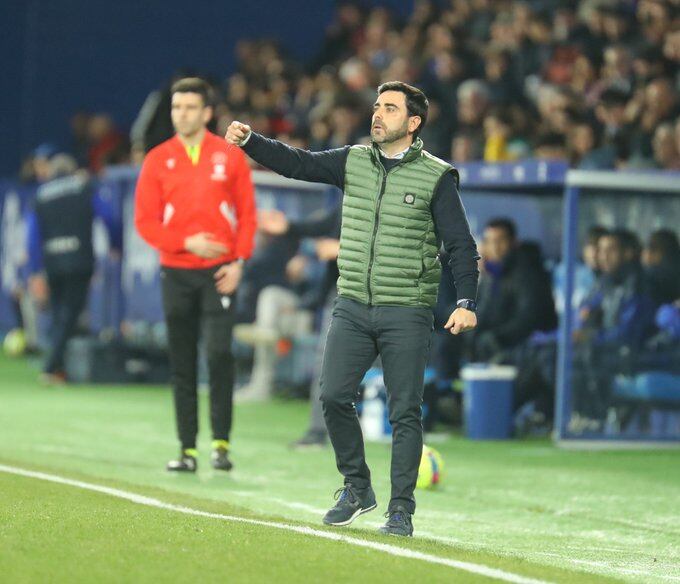 Gallego desea suerte al conjunto berciano