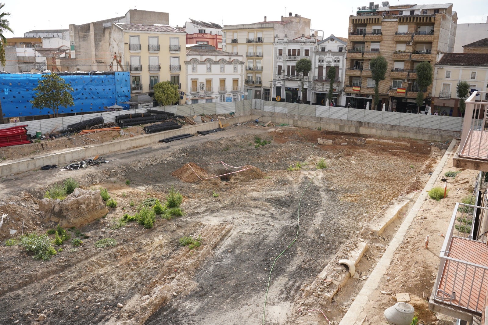 Estado actual de la obra de la plaza de España de Don Benito