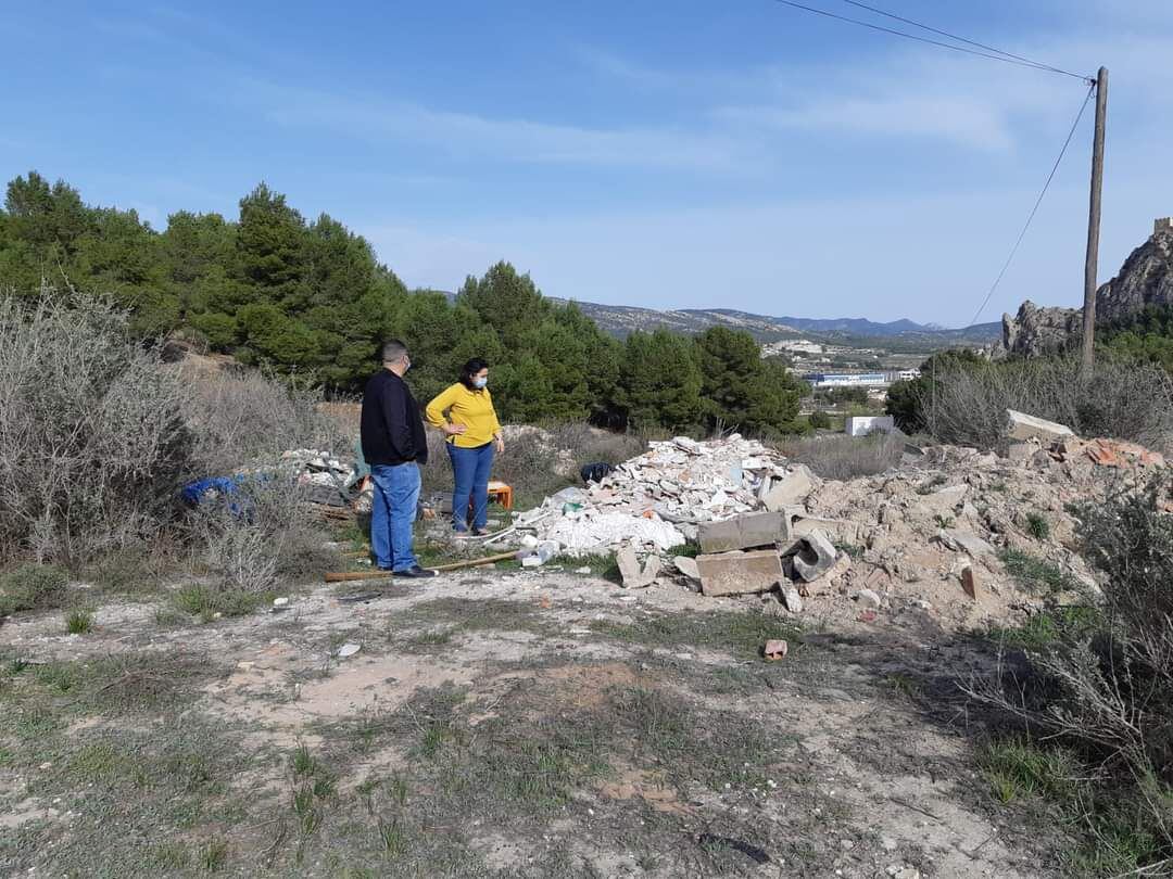 Zona de los vertidos en el paraje de La Tejera