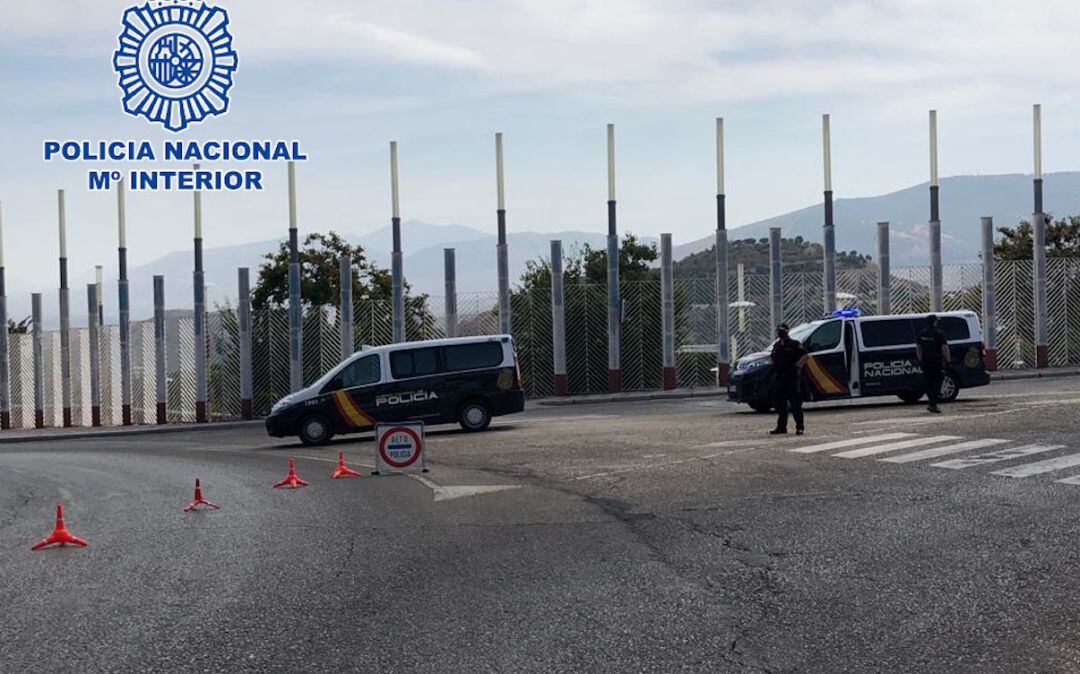 Control policial en las cercanías del ferial de la capital.