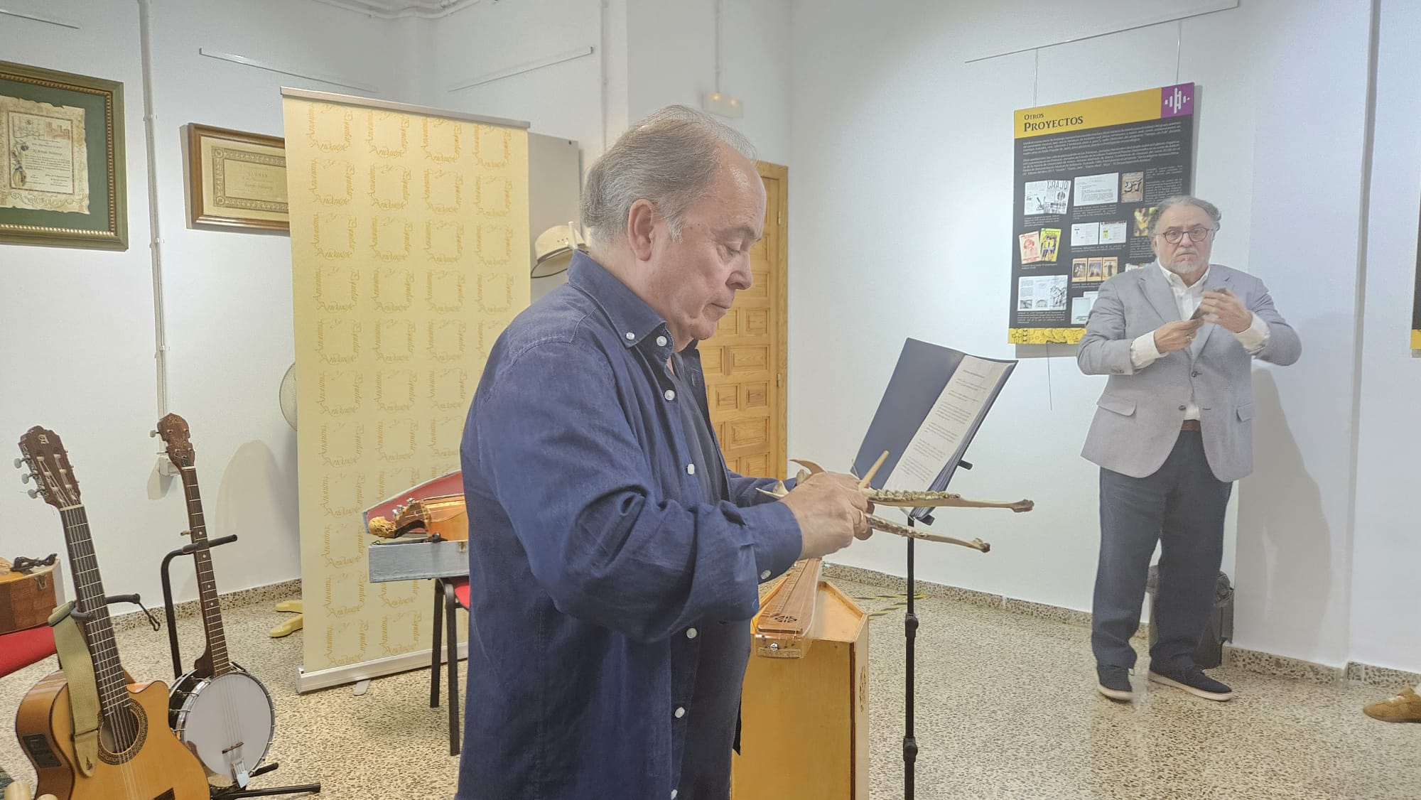 Juan Guerrero daba a conocer el sonido de unos huesos