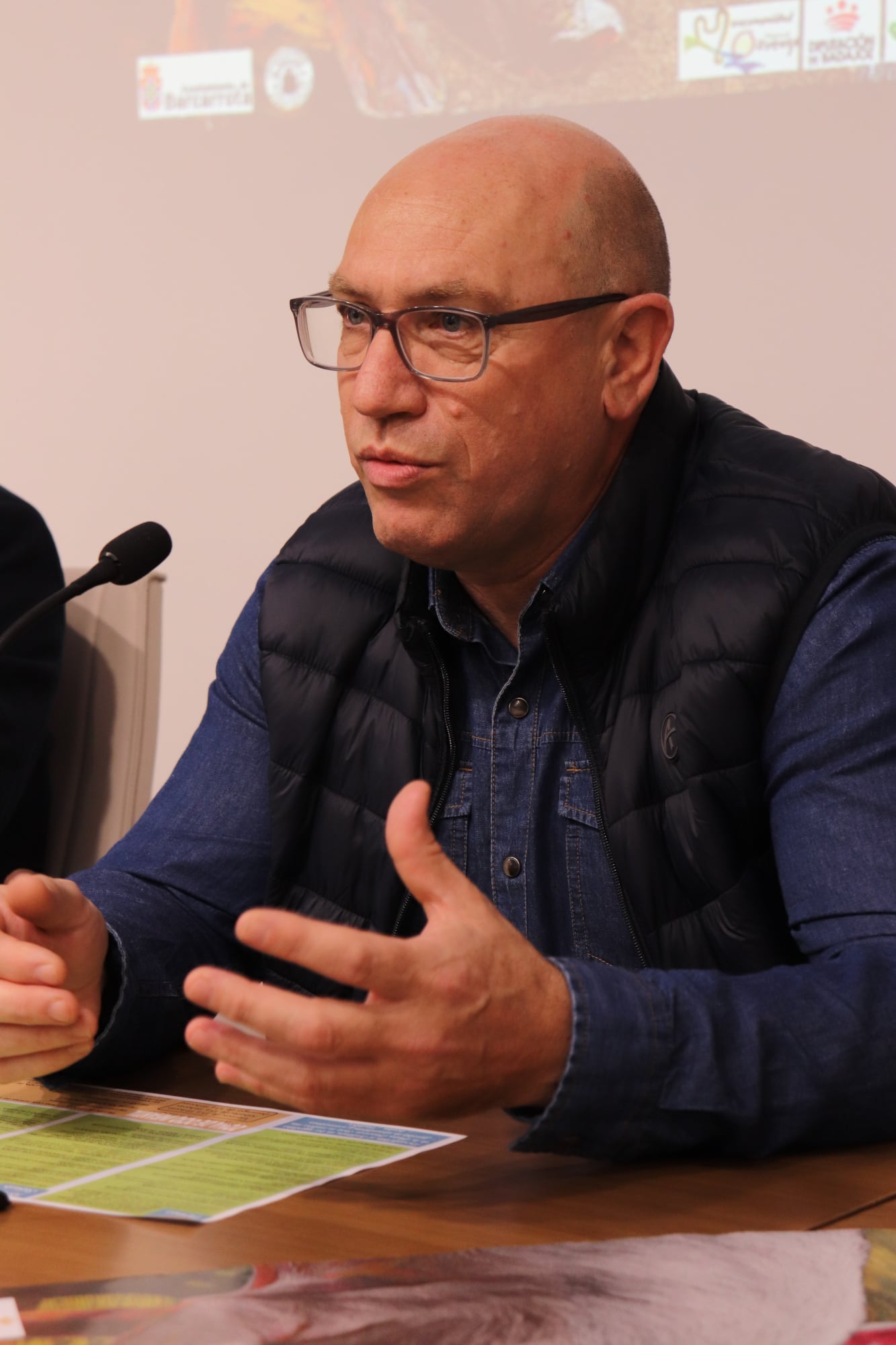 El cocinero y coordinador del certamen gastronómico del cerdo ibérico, Javier García, durante la presentación