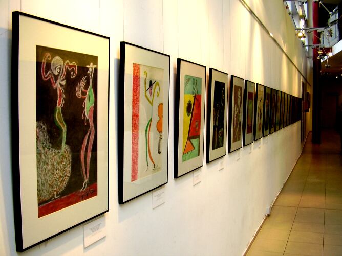 Algunos de los dibujos de Vicente Escudero que forman la muestra