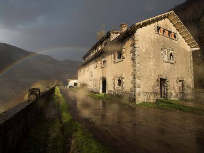 Vista de la estación de Yera, en la parte cántabra del túnel de la Engaña.