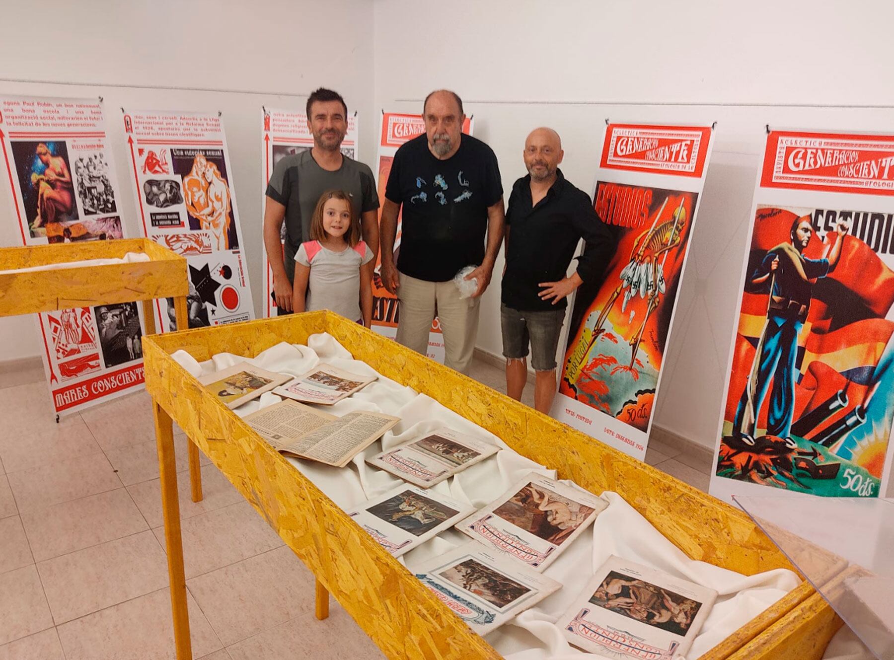 L'exposició s'inaugurarà aquest dijous 14 en el Centre Ovidi Montllor