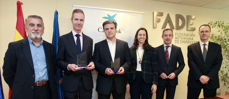 Capsa y Suaval recogen el premio CarácterEmpresa 