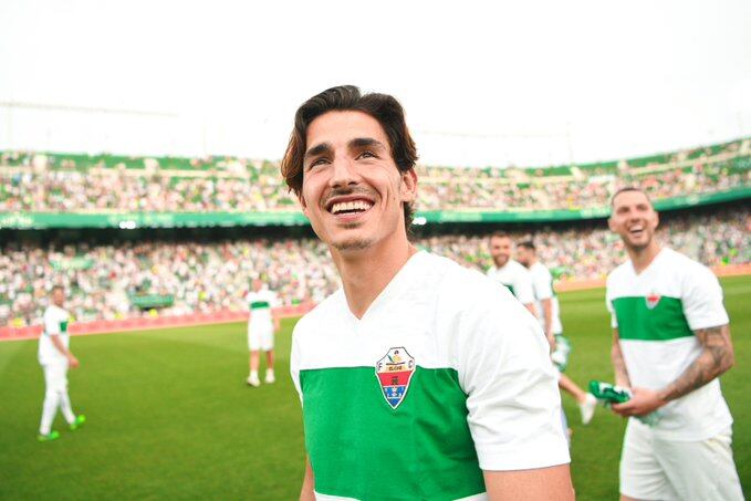 Pere Milla en la celebración de la permanencia del Elche