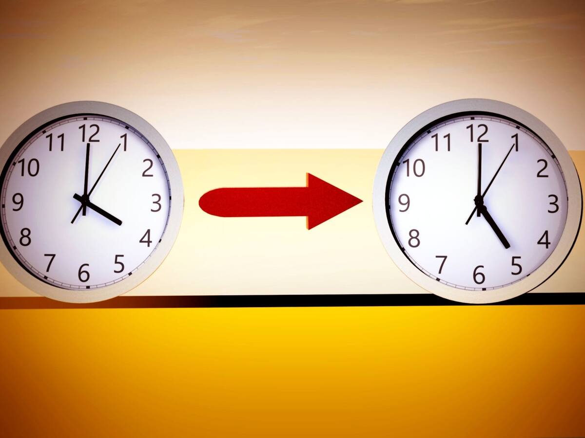 Aquesta matinada es canvia l´hora, a les 3h seran les 2h i comença l´horari d´hivern