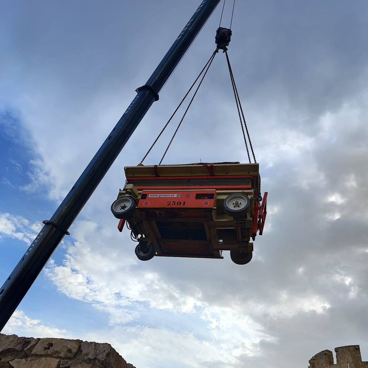 Trabajos en el castillo de la Atalaya