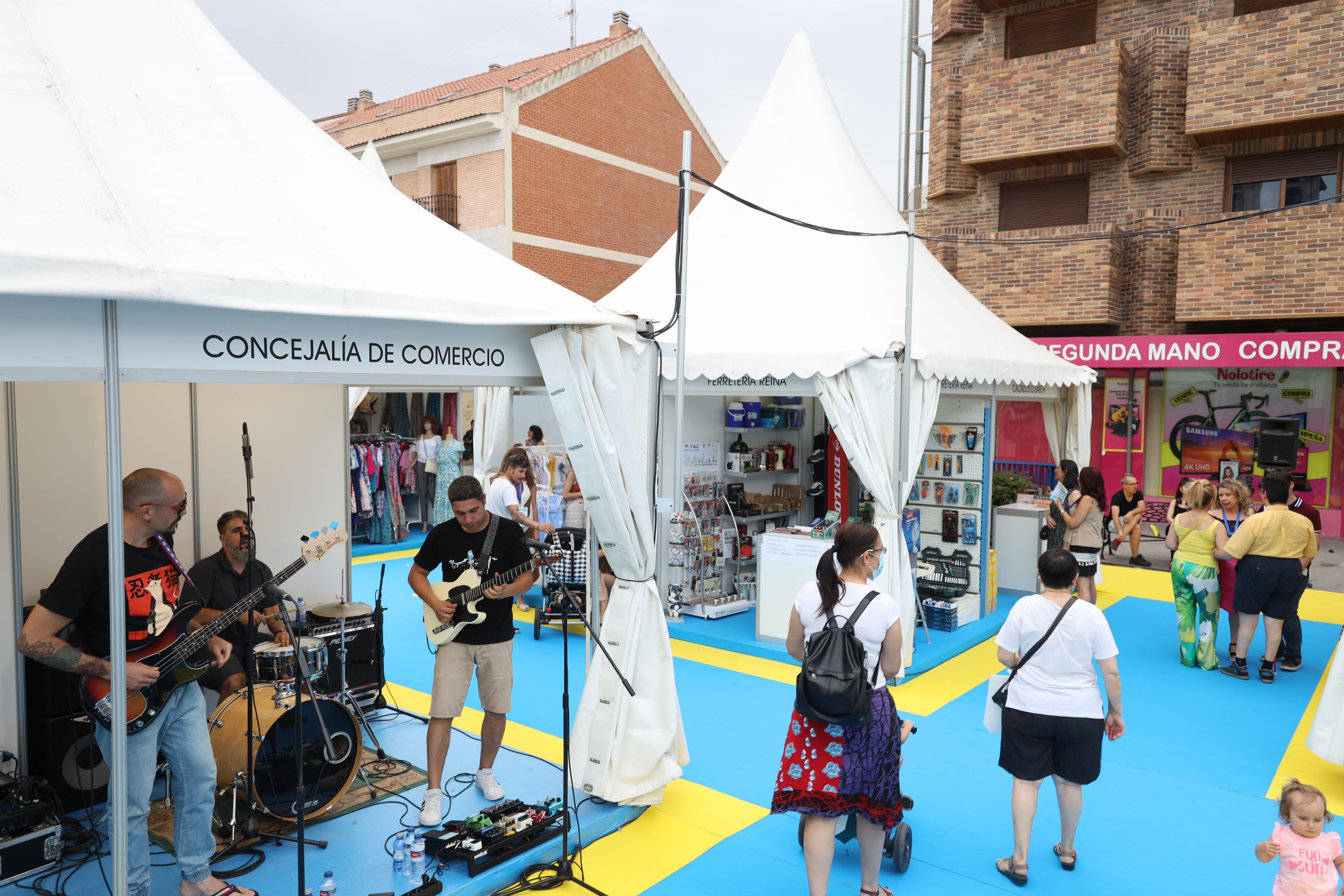 La Feria de Comercio de Fuenlabrada apuesta por potenciar a los pequeños y medianos negocios de la ciudad (Imagen de archivo)