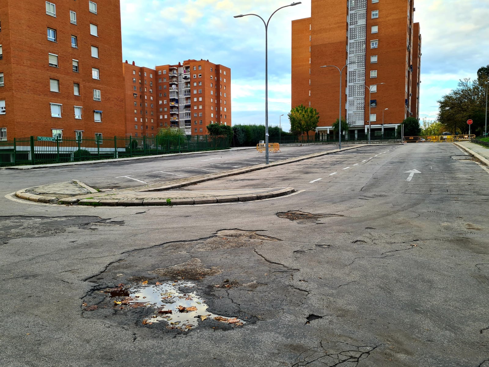 Socavón en el aparcamiento