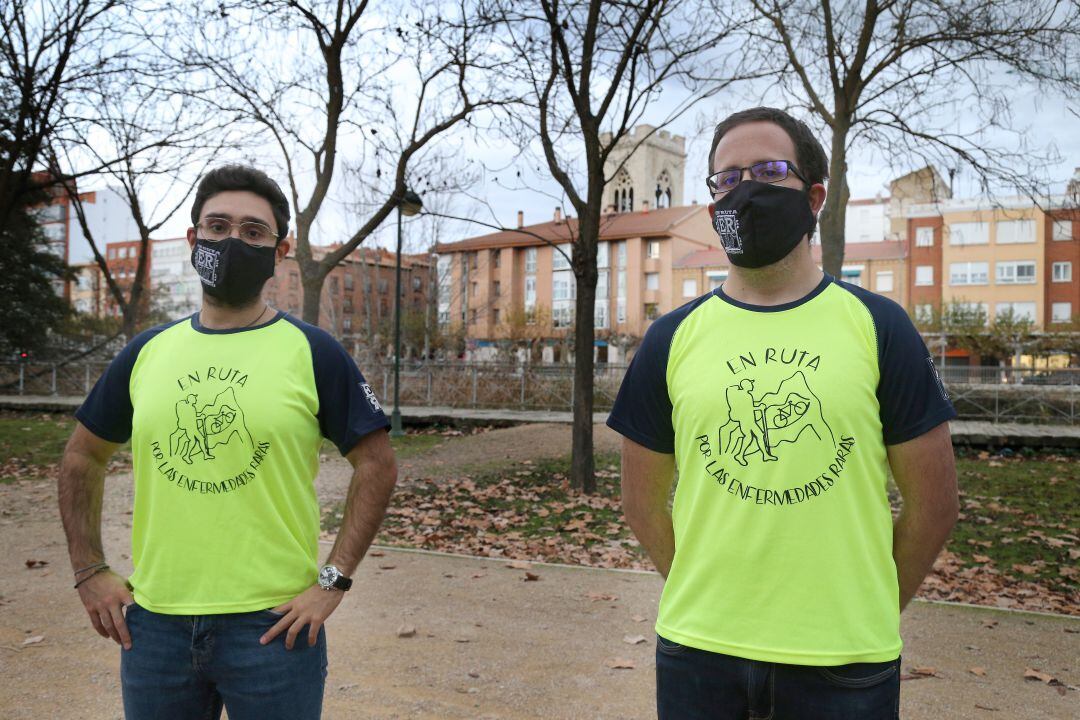 Ángel y Carlos Lozano de la asociación en Ruta por las Enfermedades Raras
