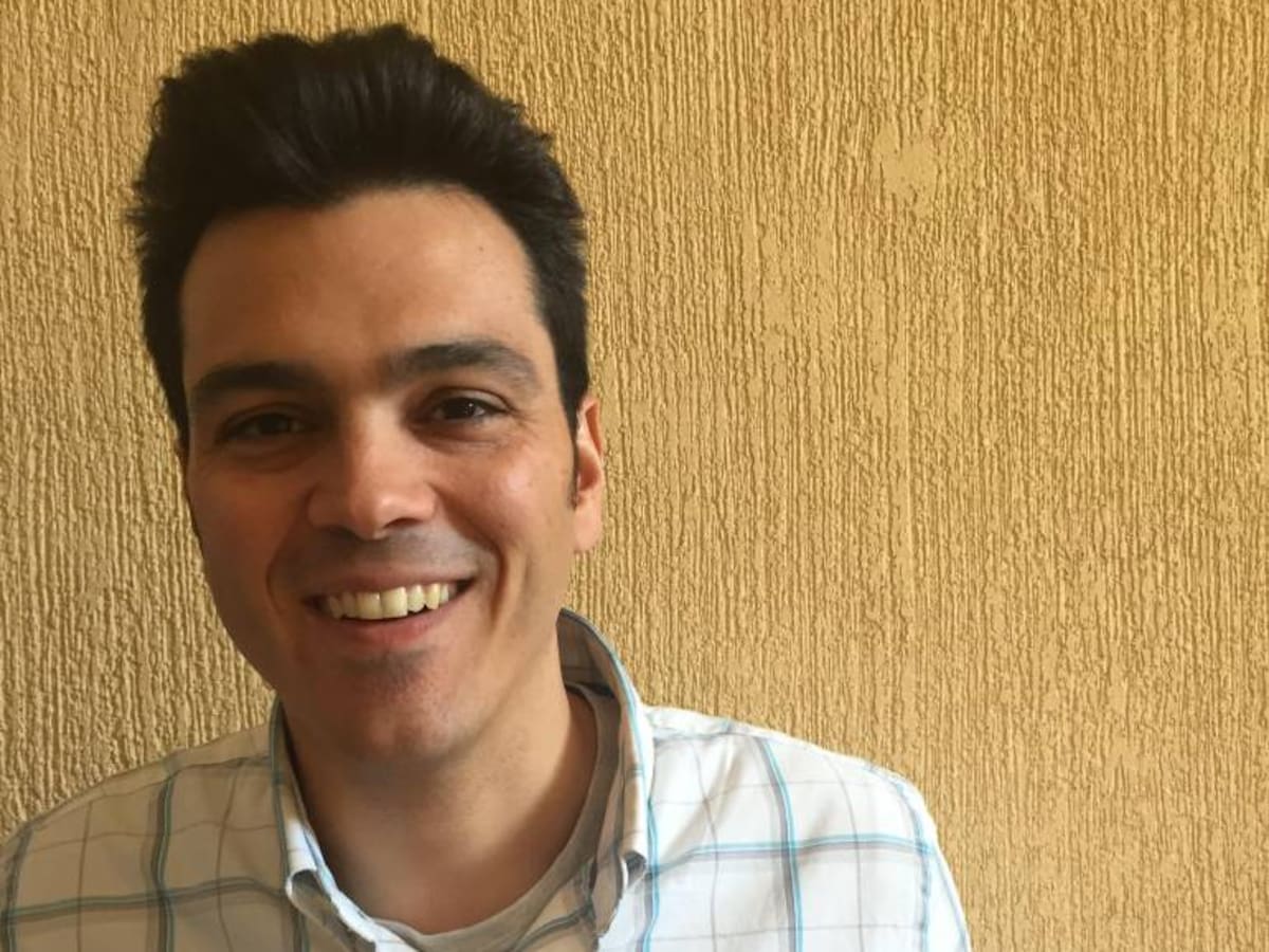 Alberto: "Trabajo como educador social con refugiados. Estre trabajo me ha cambiado la vida"