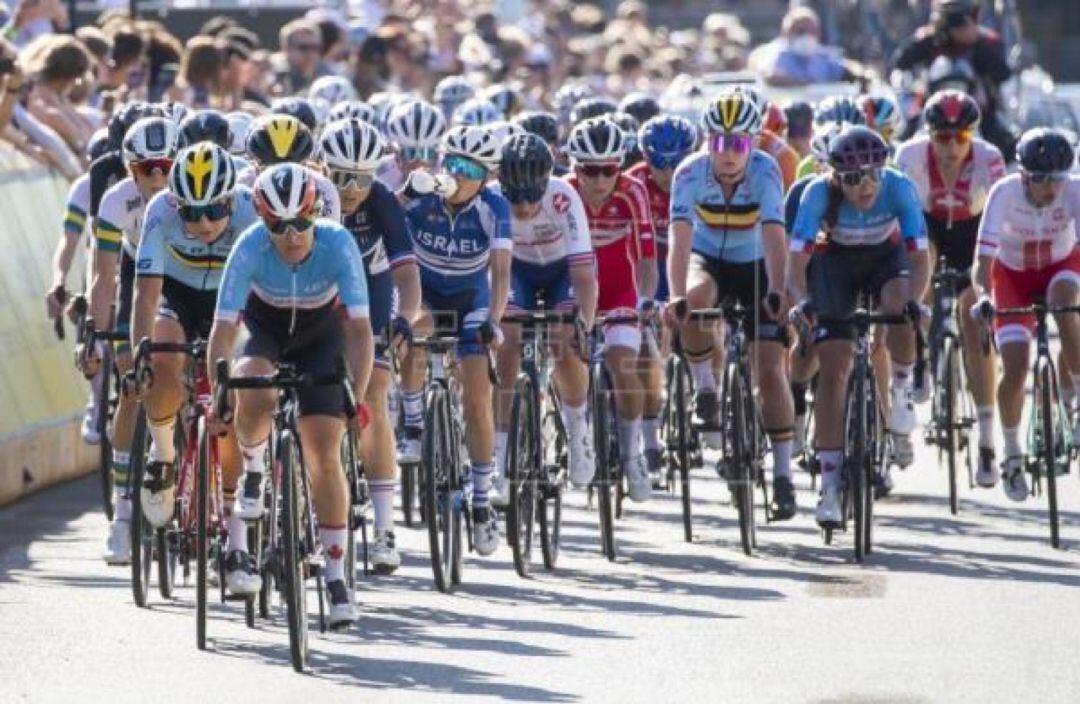 La Vuelta Ciclista a Andalucía femenina