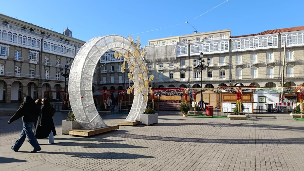 El mercadillo navideño de A Coruña cierra con sólo 5 puestos abiertos de los 40 que inauguraron