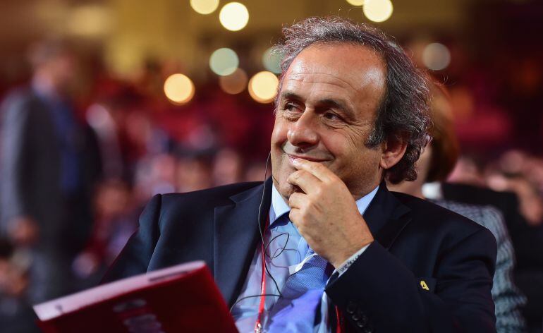 Platini, durante una ponencia 