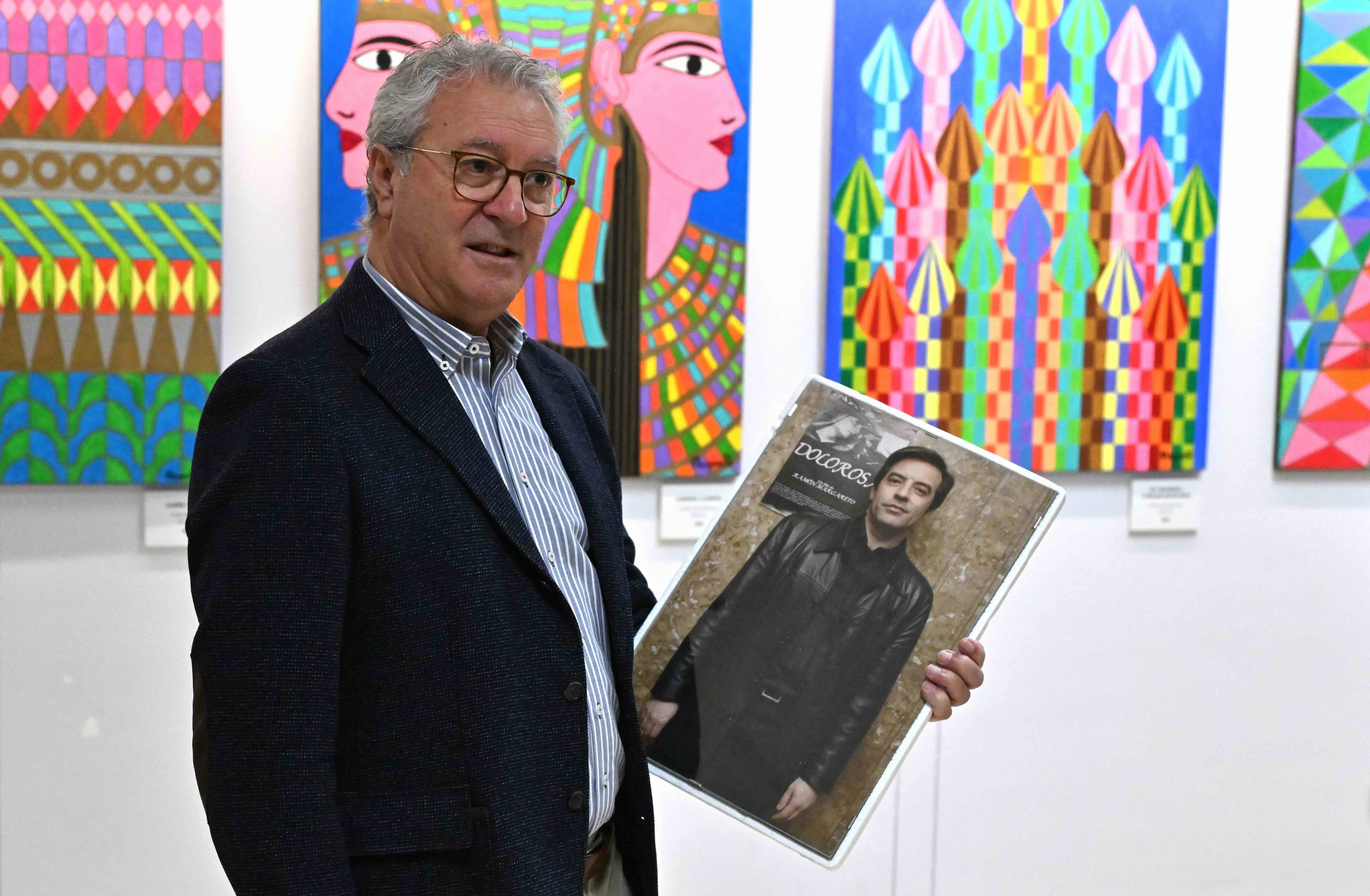 La Muestra de Cine rinde homenaje al realizador y artista Ramón Margareto con una exposición de sus lienzos en la Biblioteca Pública