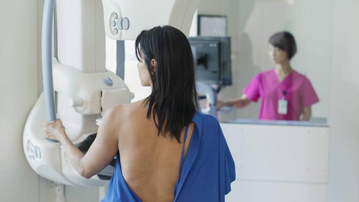 El 85% de las mujeres acude a su cita médica para hacerse una mamografía
