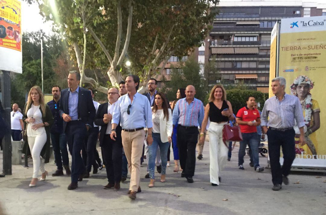 Ortega Smith y Salud Anguita llegaban juntos al acto en Jaén