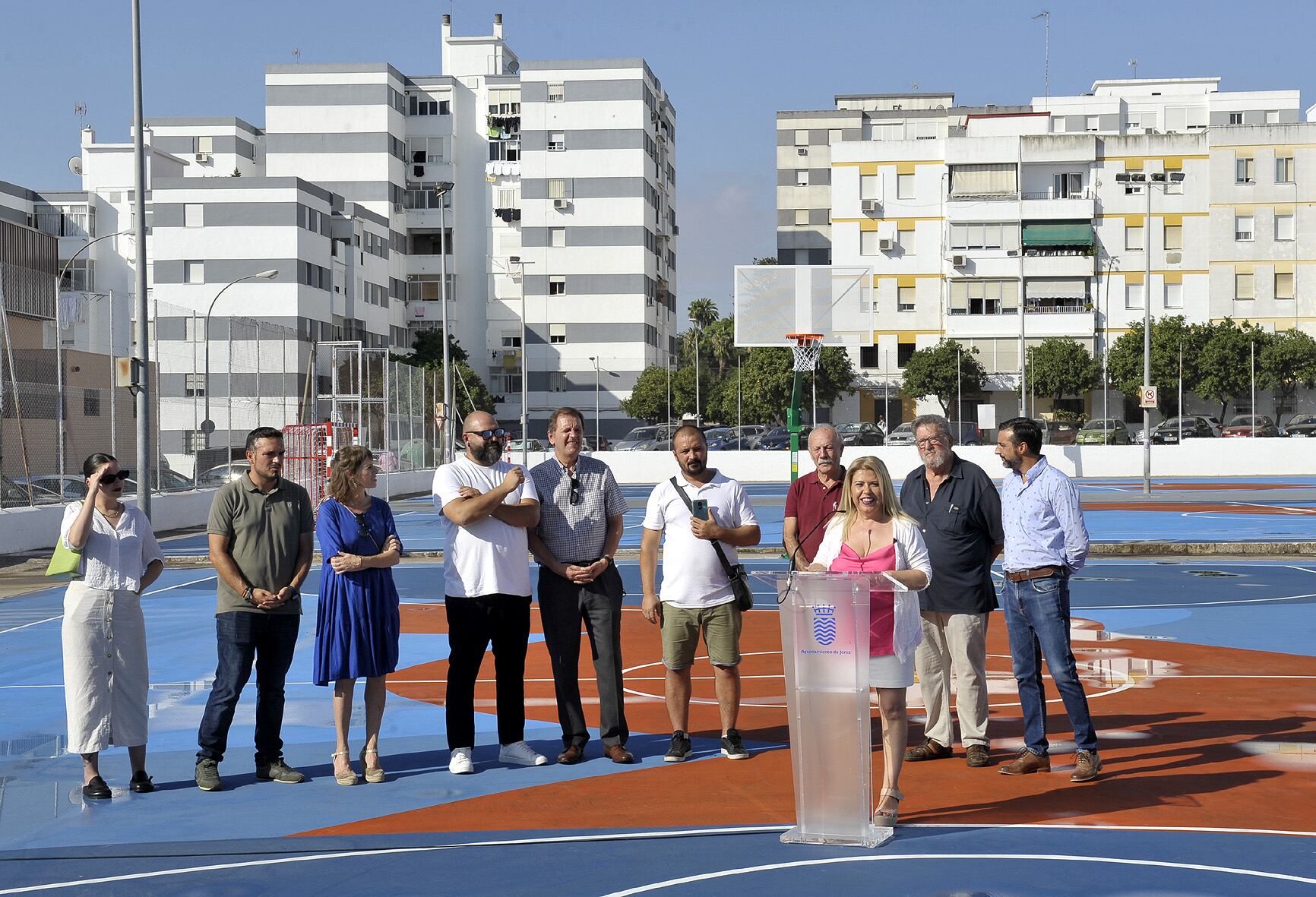La alcaldesa durante una visita a Icovesa