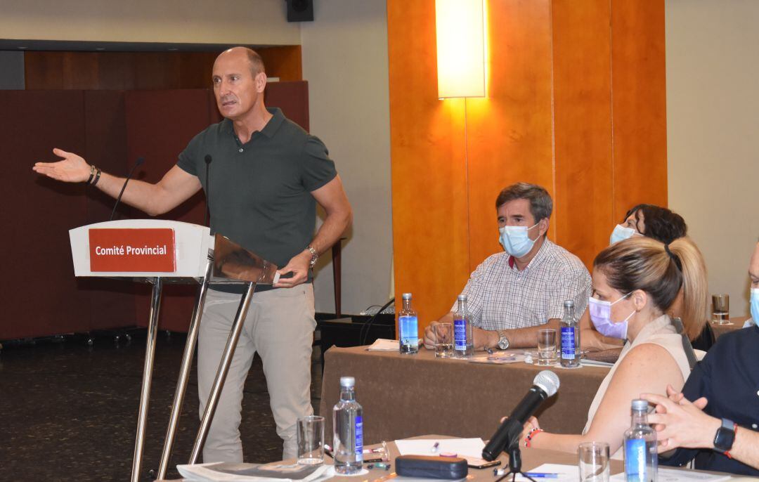 El secretario general del PSOE de Cuenca durante su intervención en el comité provincial celebrado el domingo 18 de julio.