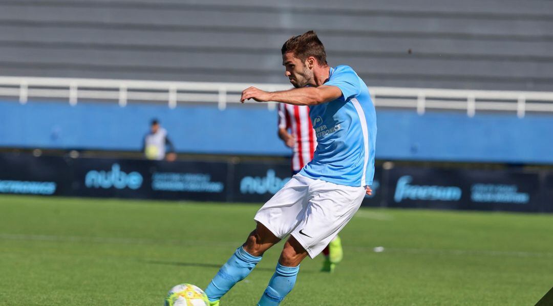 Fran Carbia se marcha cedido al Nàstic