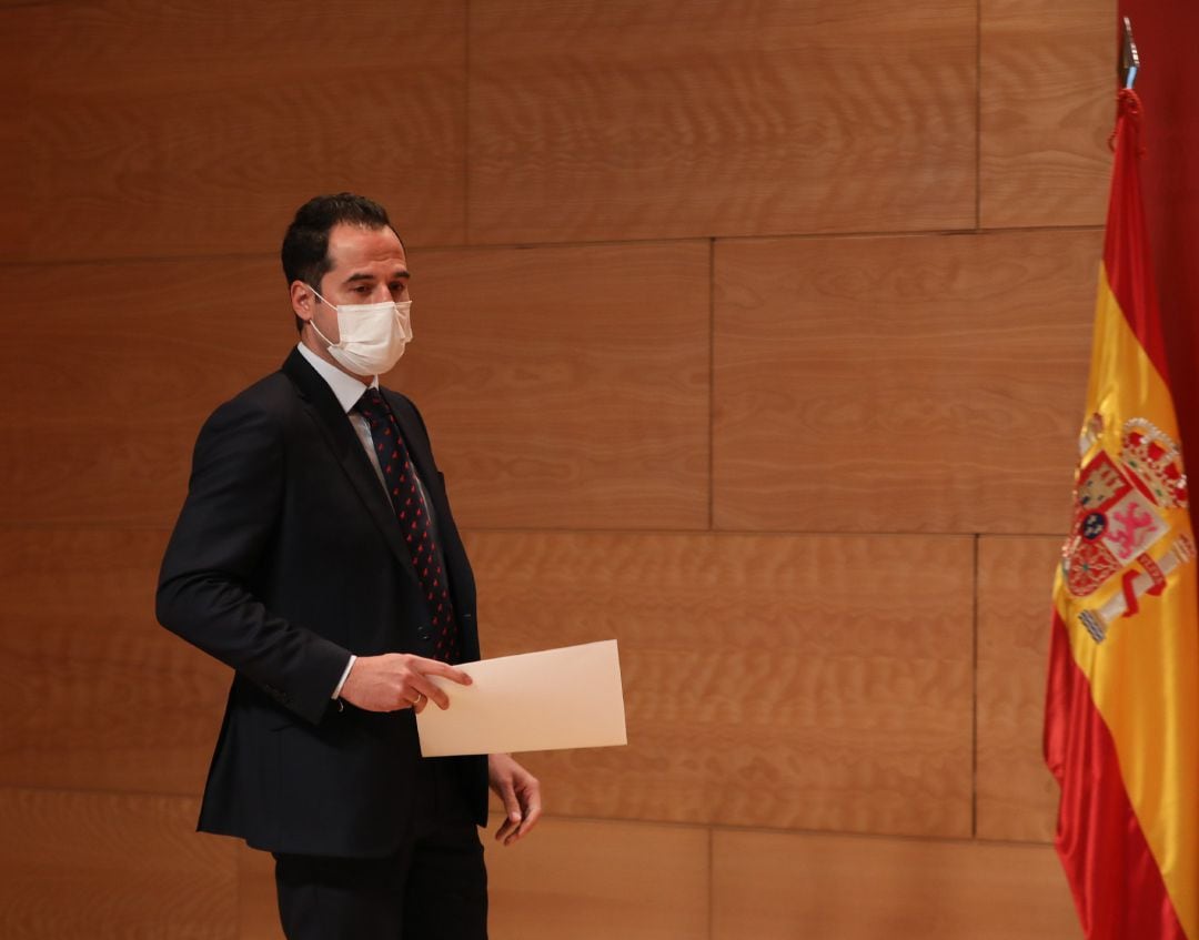 El vicepresidente, consejero de Deportes, Transparencia y portavoz de la Comunidad de Madrid, Ignacio Aguado, comparece en rueda de prensa posterior al Consejo de Gobierno.