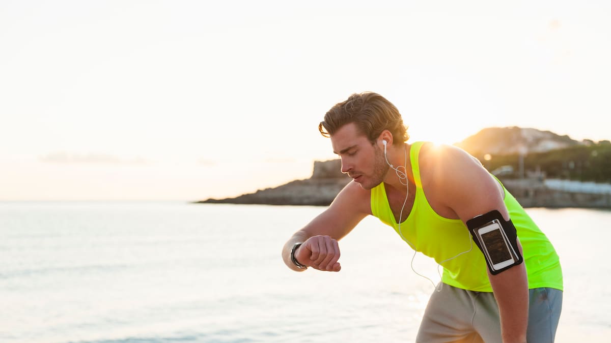Entrenamiento en la playa y en la montaña, con José Antonio Pérez Turpin, catedrático de Educación Física y Deportiva de la UA