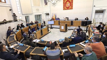 Pleno de la Diputación de Alicante (archivo)