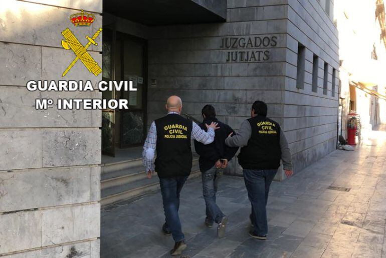 El detenido ha sido puesto a disposición judicial en Sueca