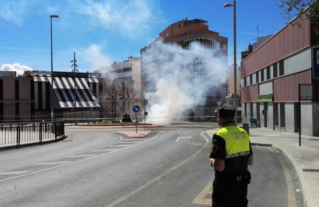 Las Fallas de Elda distinguen a la Policia Local