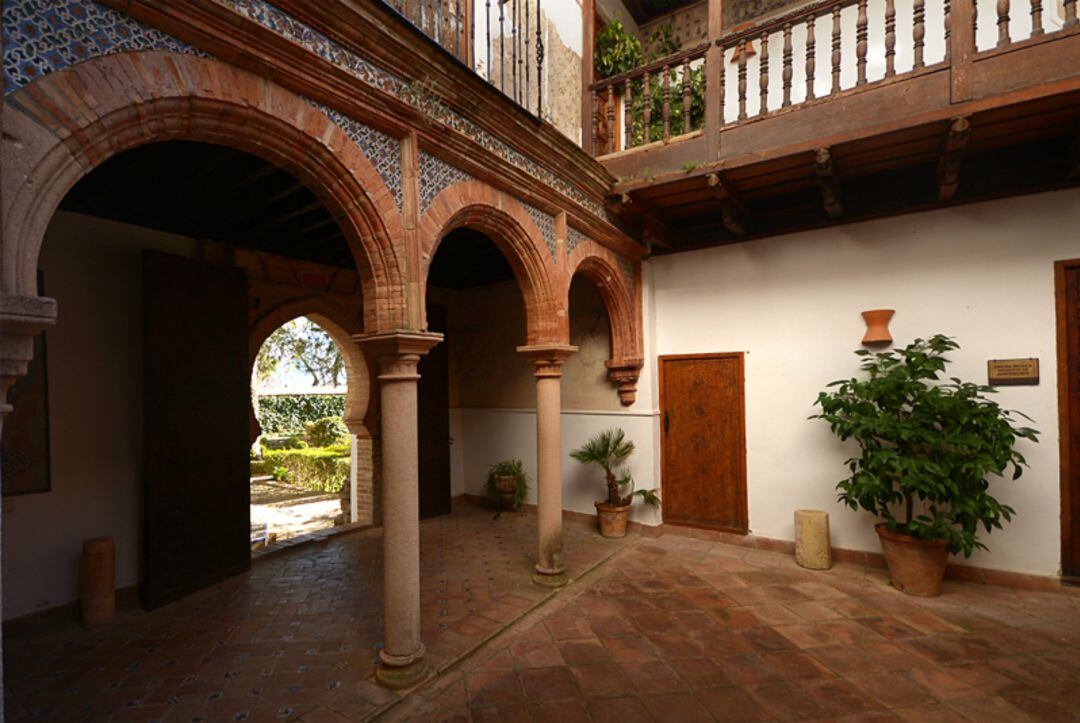 Uno de los patios interiores del Palacio de Mondragón de Ronda