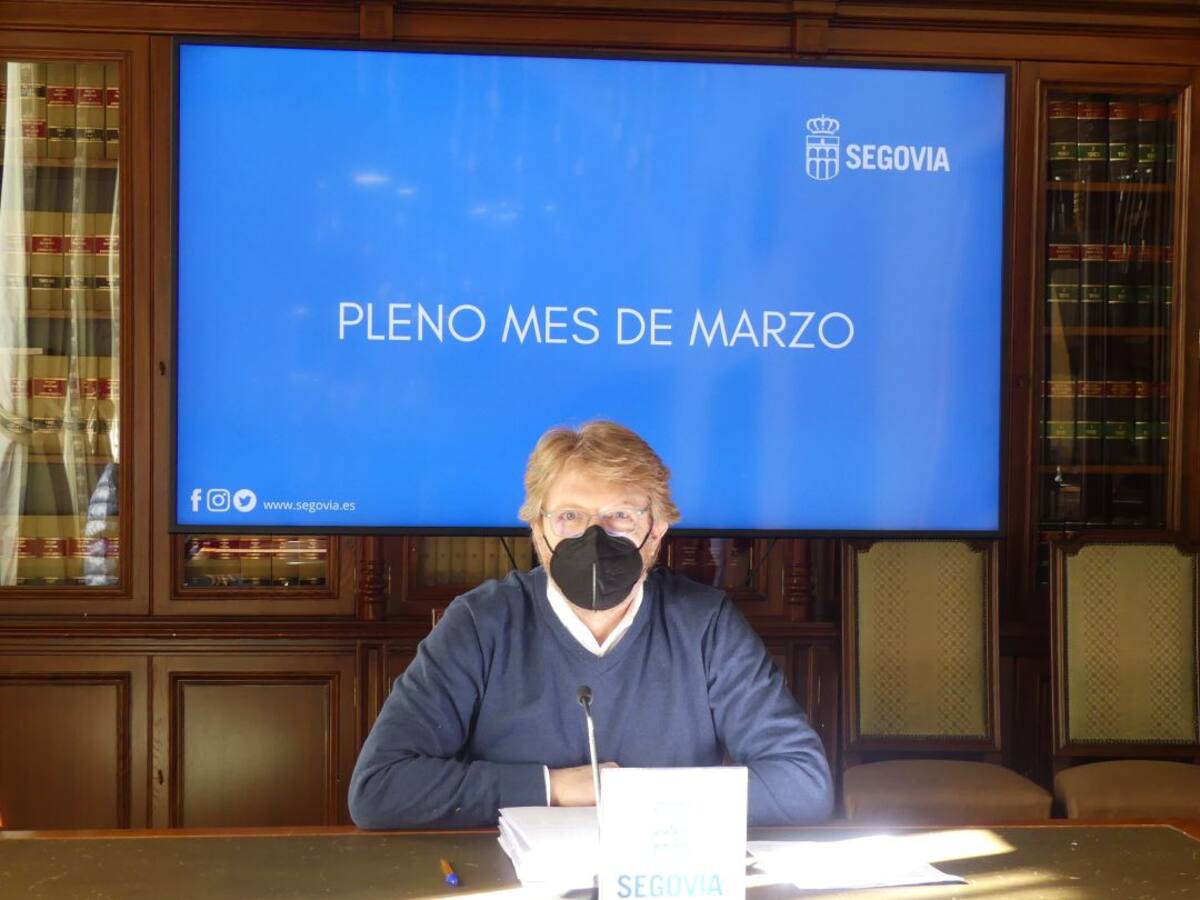 Se inicia el estudio para determinar la mejor forma de gestión del parking de la estación de autobuses