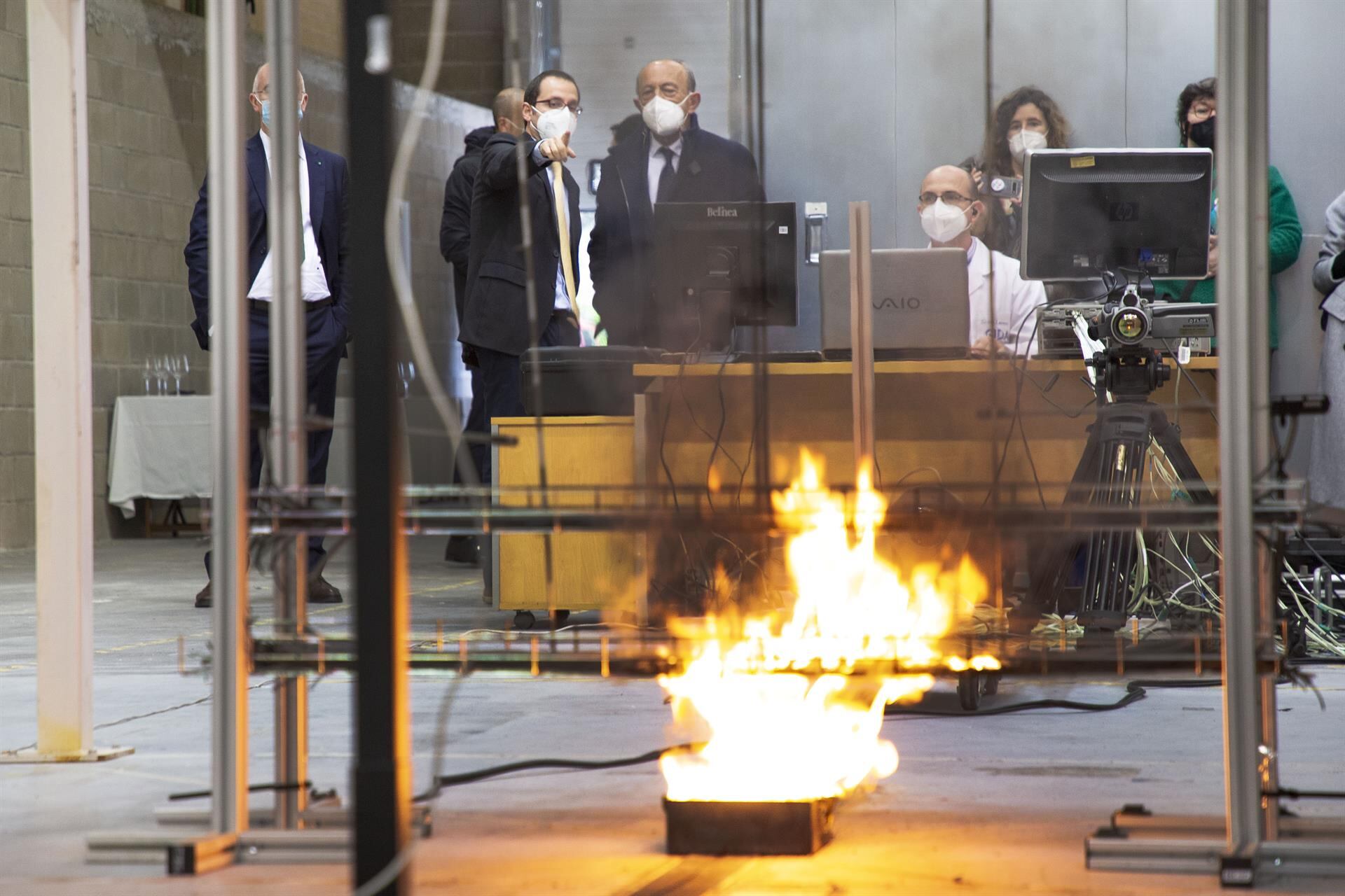El consejero de Industria, Javier López Marcano, en la inauguración de las instalaciones del Clúster del Fuego en Torrelavega en una foto de archivo.
