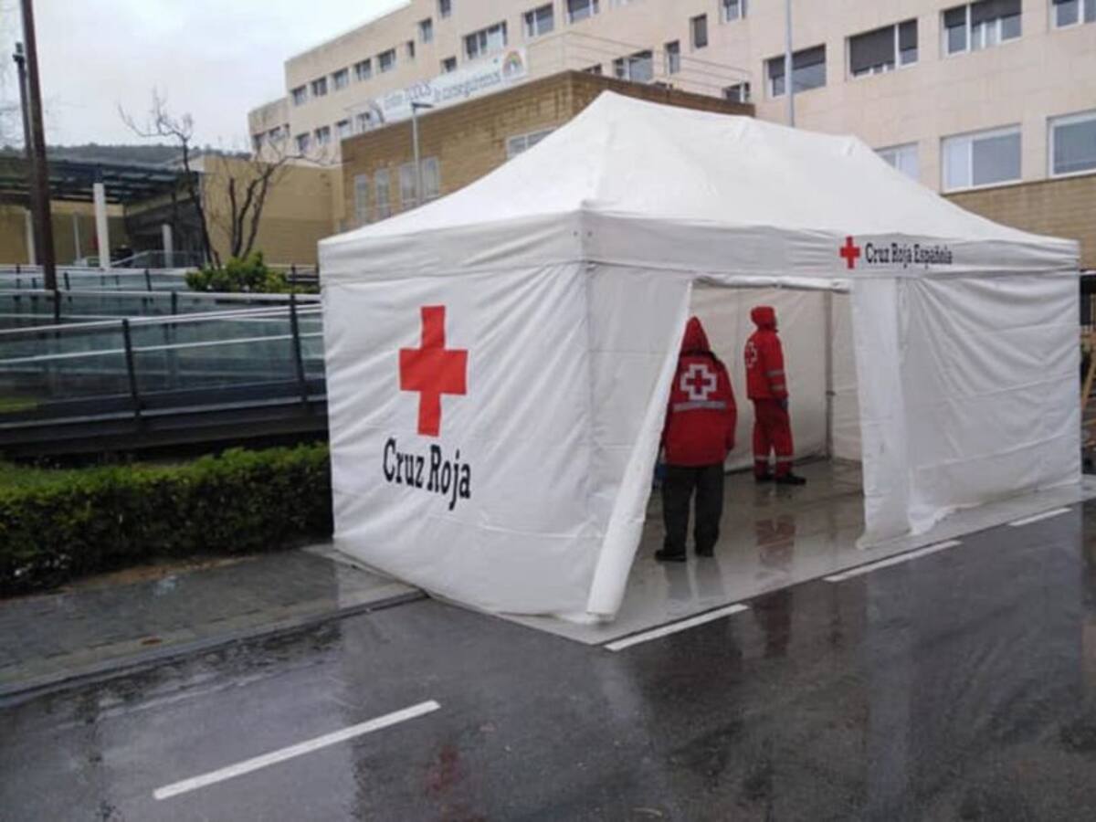 Salud de Elda realiza test de coronavirus sin bajar del coche pero siempre derivado por los profesionales