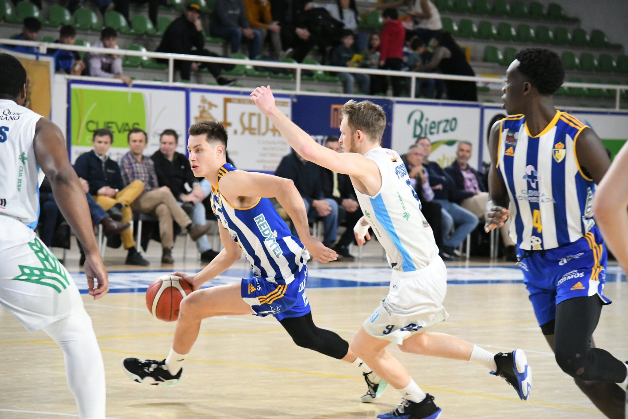 La remontada en la segunda parte no llega al Clínica Ponferrada SDP para sumar una nueva victoria