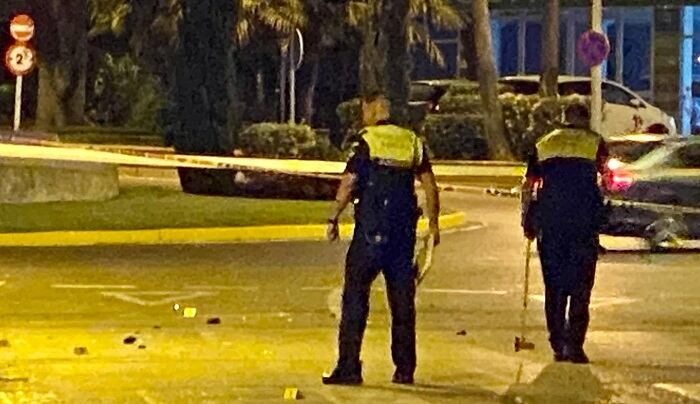 Agentes inspeccionan la zona del suceso