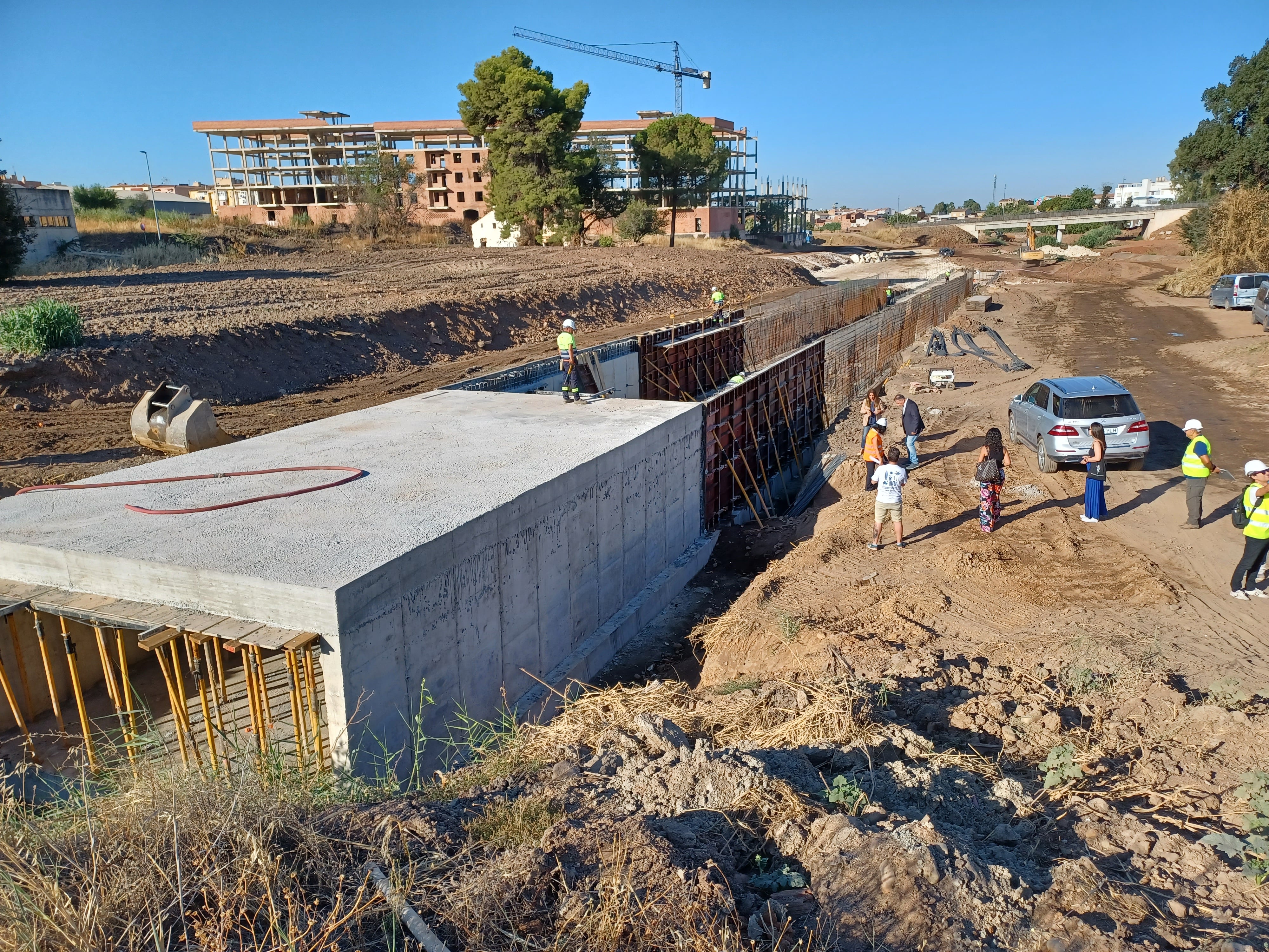 Obras para la segunda fase en el proyecto en torno al Periquito Melchor de Linares.