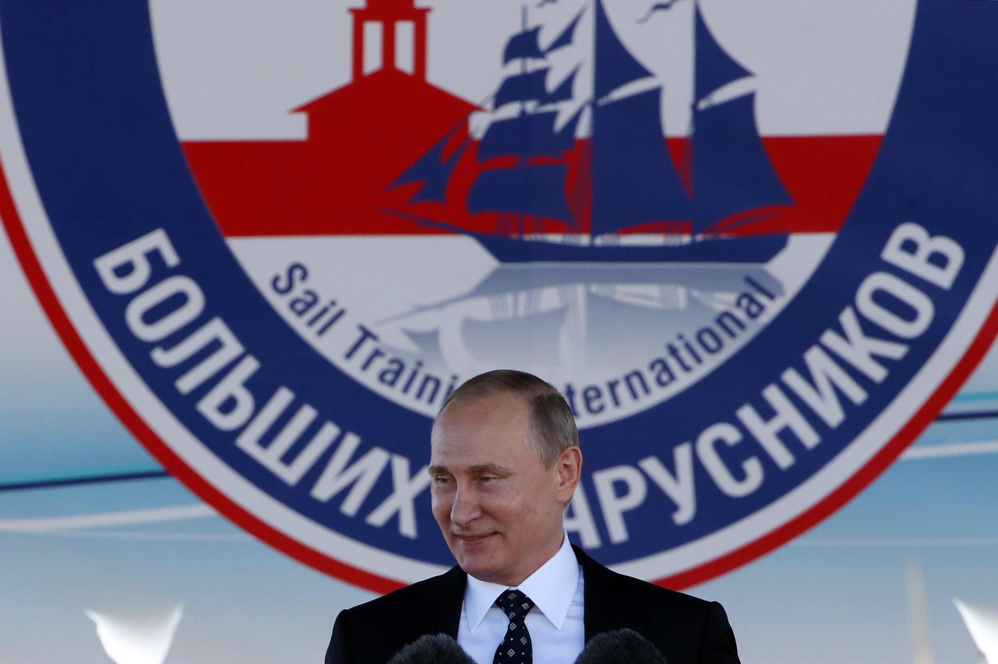 Vladimir Putin en una visita al puerto ruso de Sochi