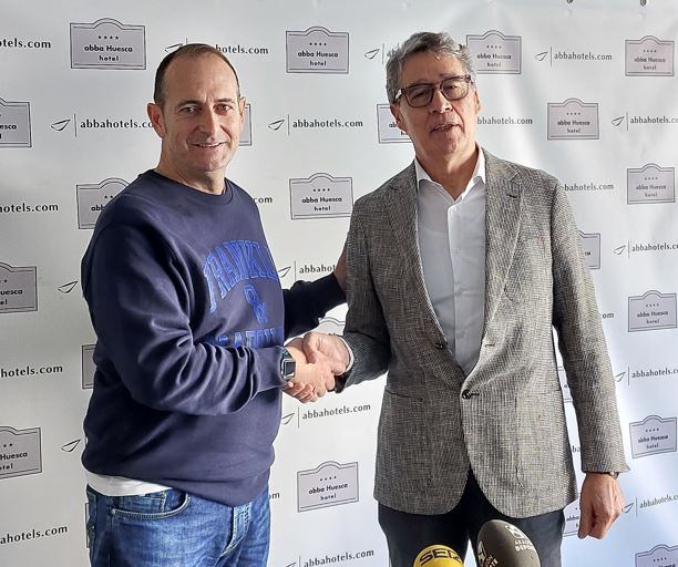 José Nolasco y Pachi Giné, entrenador y presidente del Bada Huesca