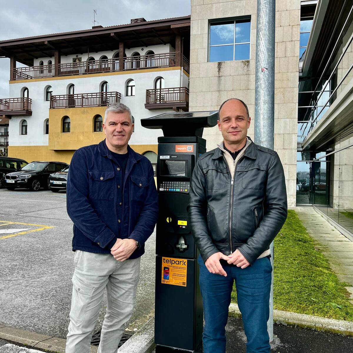 Nuevas máquinas de OTA en Hondarribia: así es el sistema de aparcamiento más rápido, cómodo y digital