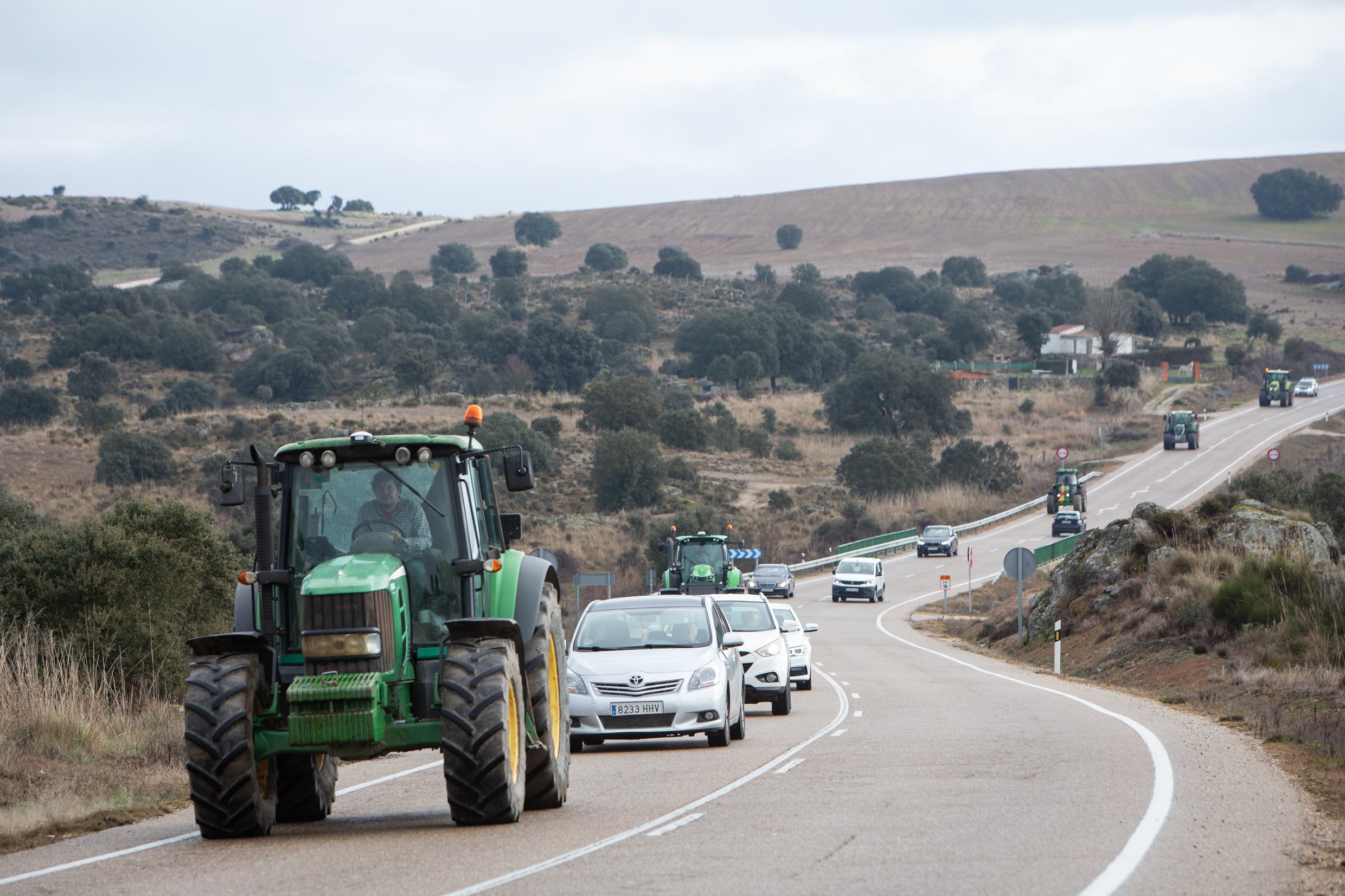 Circulaci�n a velocidad lenta de tractores por las carreteras de Zamora para provocar retenciones como motivo de protesta