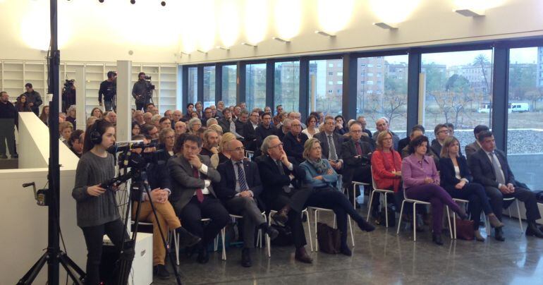 El públic assistent aquest dilluns a la conferència de l'alcalde.