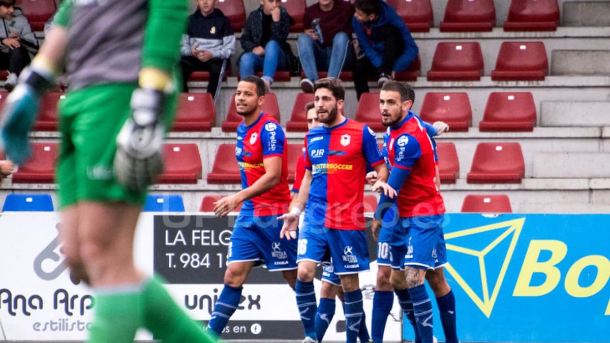 El Langreo adopta las medidas de la RFEF y suspende los entrenamientos grupales