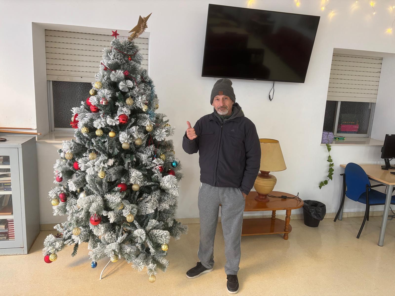 “Aquí no pasas la Navidad solo, te sientes en familia”: la historia de Ángel en la Hospitalidad de Santa Teresa