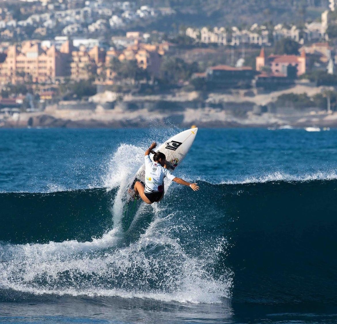 El Spring Surfest Las Américas Pro 2023 se  celebrará en Arona del 25 de Noviembre al 8 de Diciembre.