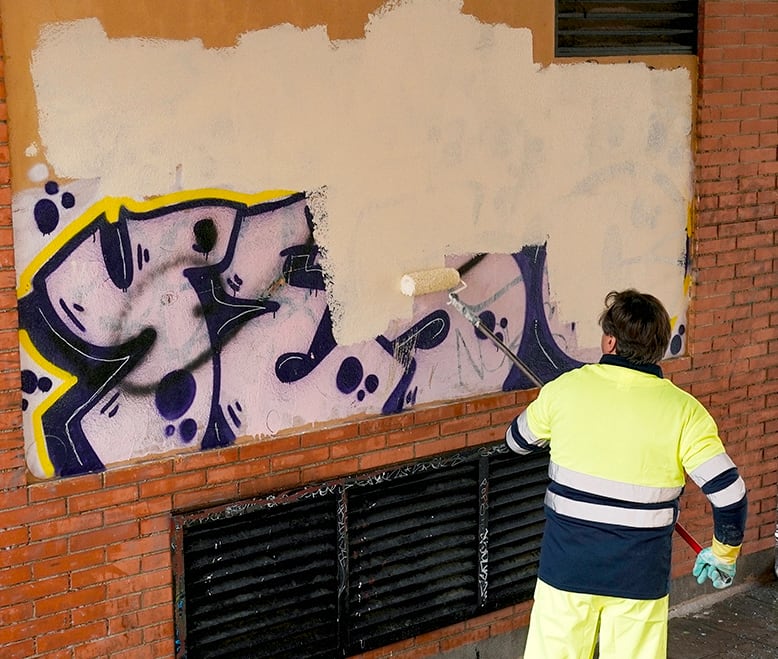 Sanse redoblará la lucha contra los grafitis con una actualización de la Ordenanza de Convivencia Ciudadana