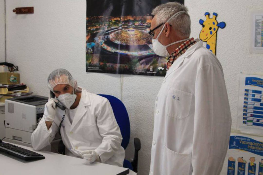 La consellera de Sanitat pide disculpas por los colapsos en la atención telefónica