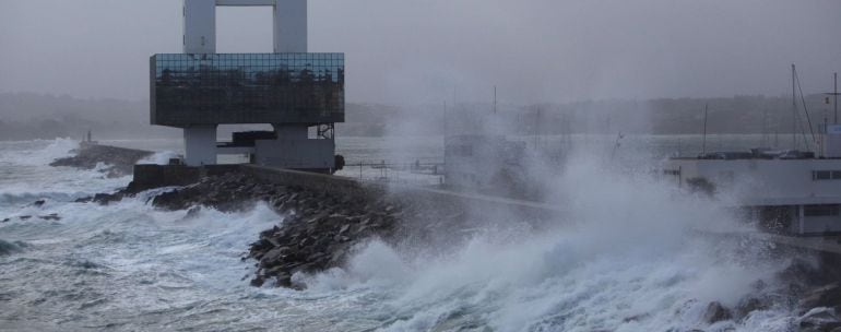 Torre de control marítimo de A Coruña. 