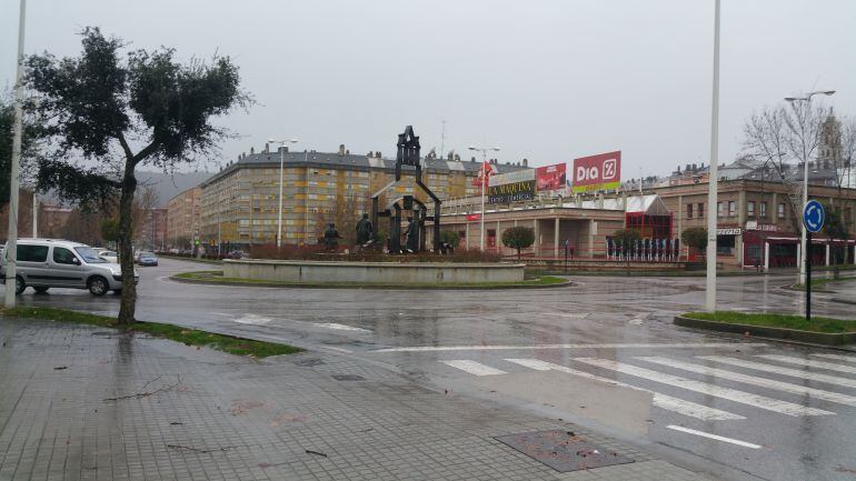 El accidente se produjo en la glorieta de las Pimenteras